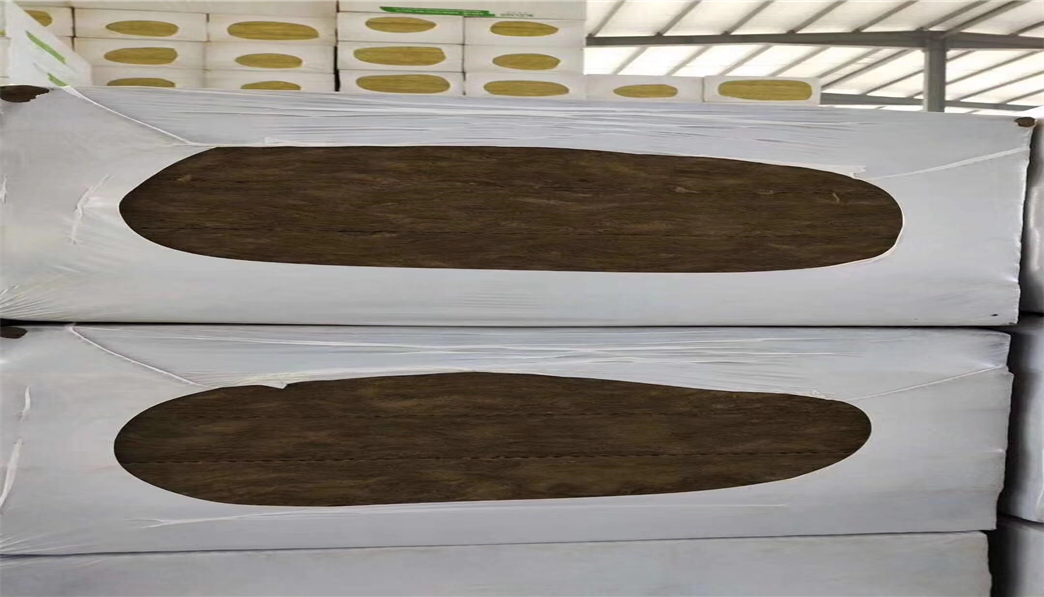 黑色防火巖棉板